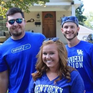 Meet your Posher, Levi